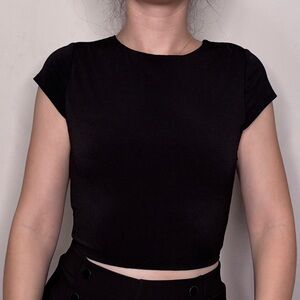 Alice + Olivia Black Knit Open Back Short Sleeve Crop Top